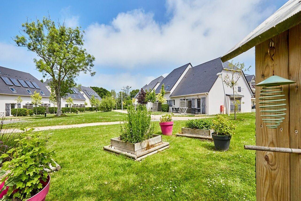 Vacancéole - Le Domaine de la Corniche - Deauville Sud Auberville Exterior foto