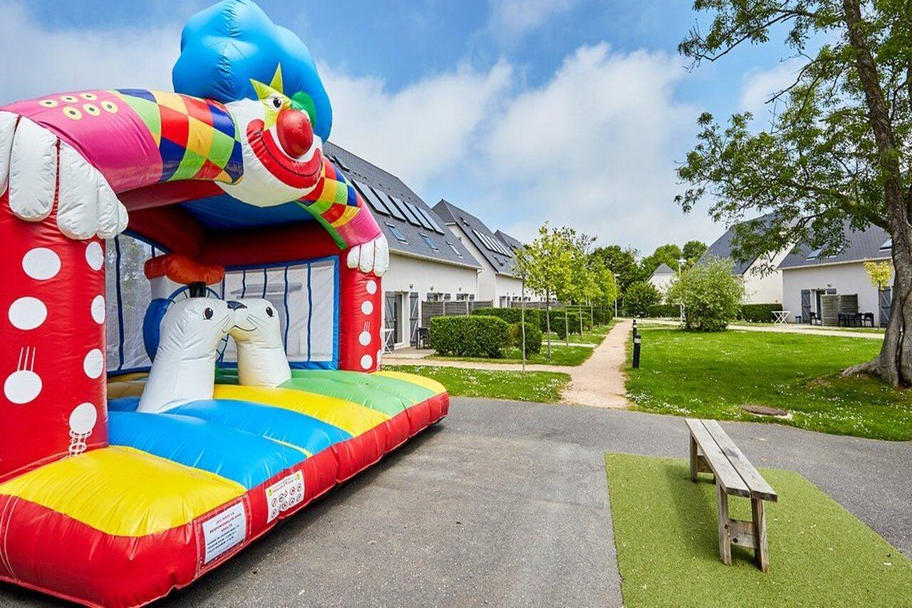 Vacancéole - Le Domaine de la Corniche - Deauville Sud Auberville Exterior foto