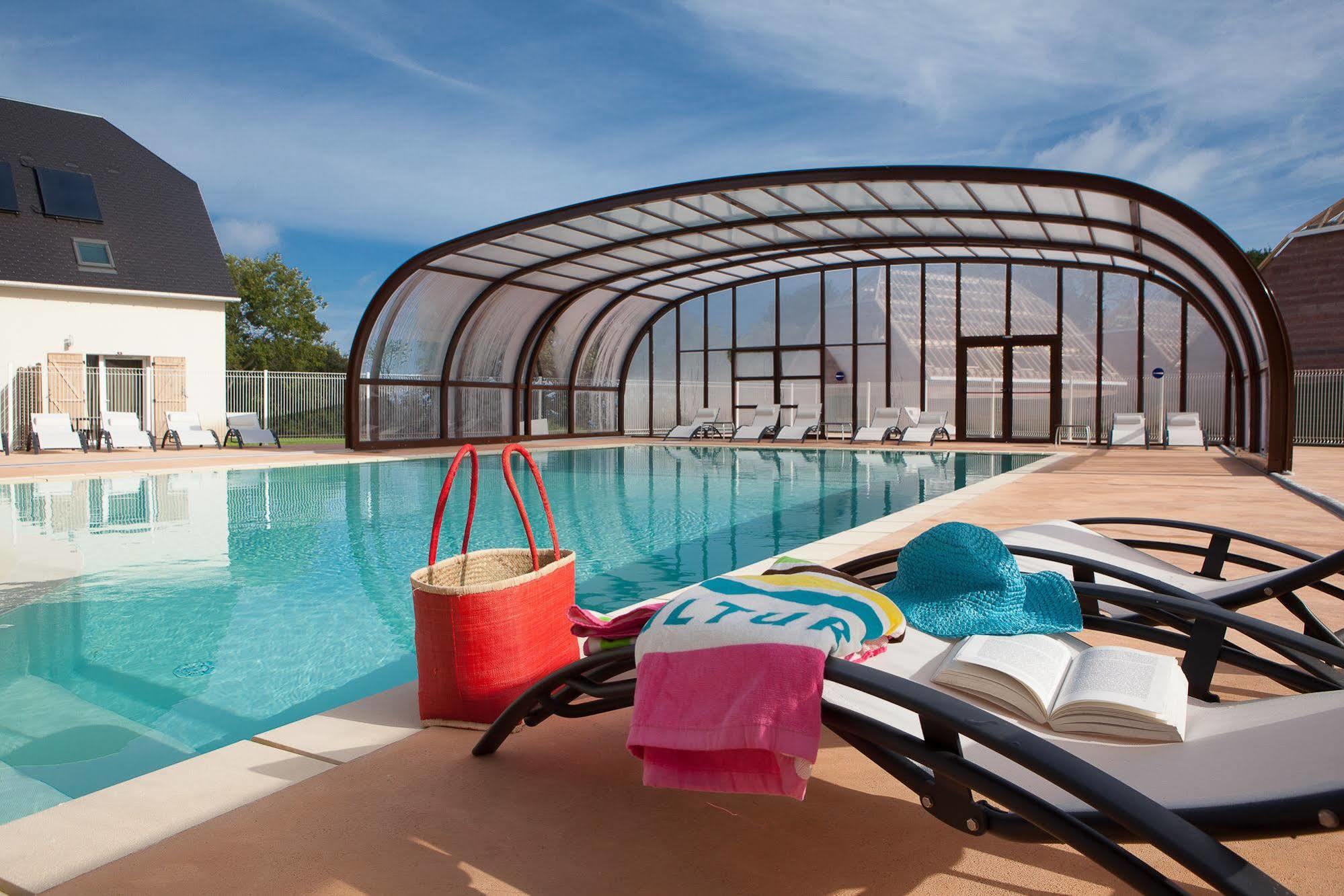 Vacancéole - Le Domaine de la Corniche - Deauville Sud Auberville Exterior foto